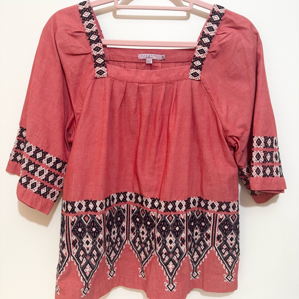 Calypso St. Bart Embroidered Top - Coral / Navy - Size Small